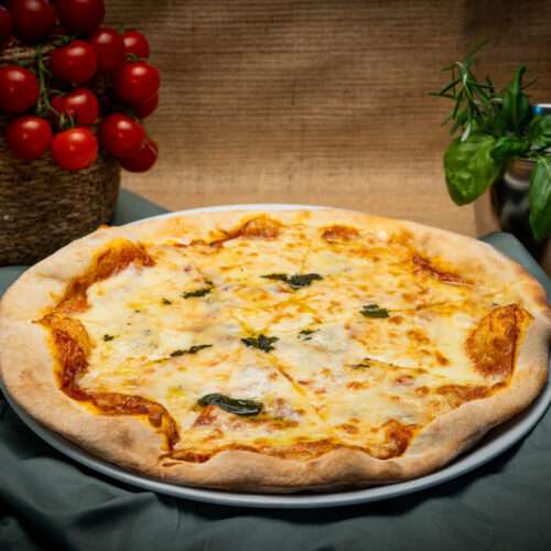 BTF06899 Pizza Quattro Formaggio
